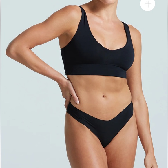 Commando Intimates & Sleepwear Commando Black Classic Solid Thong